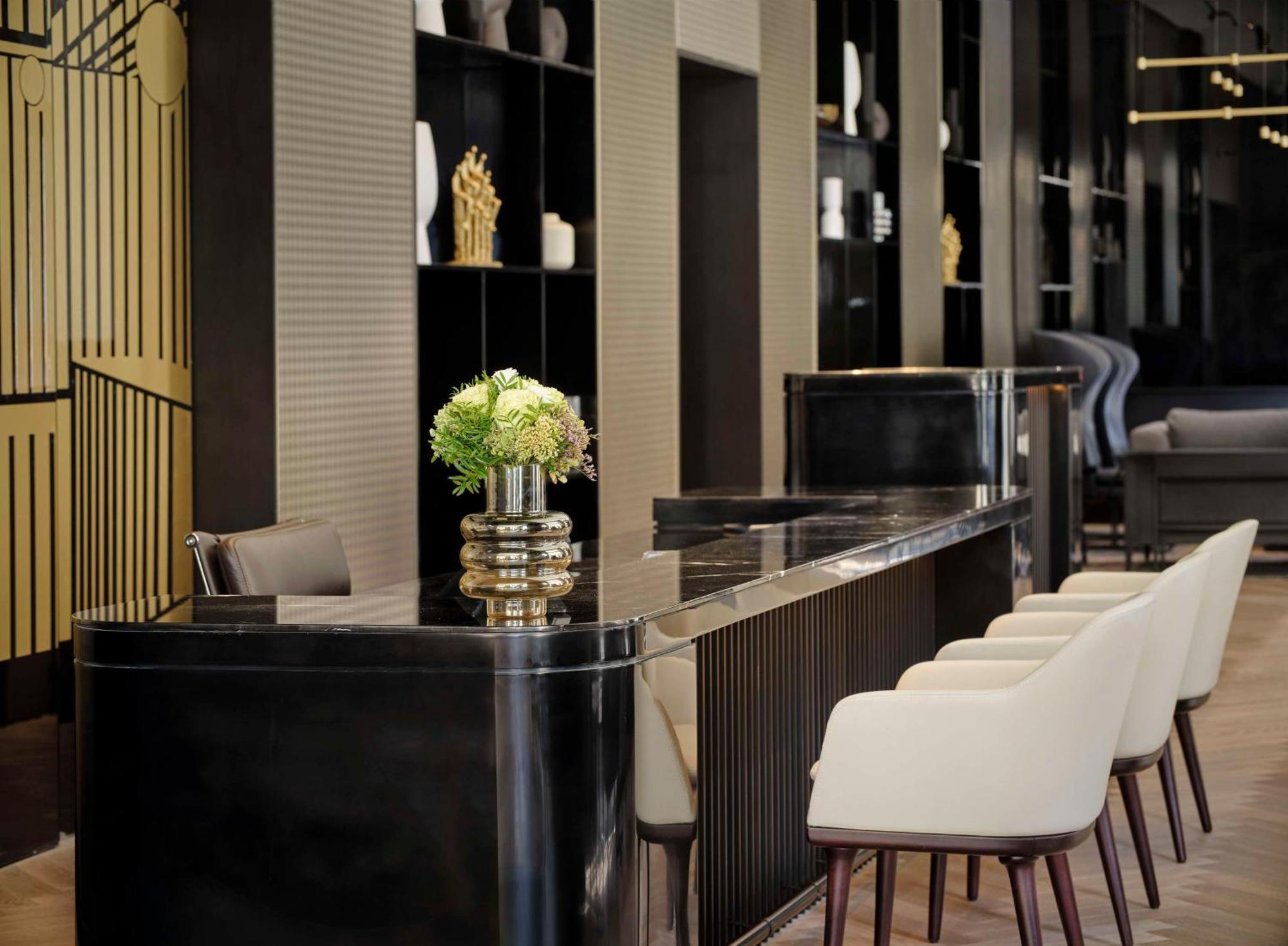 Art'otel Zagreb, Powered By Radisson 5*