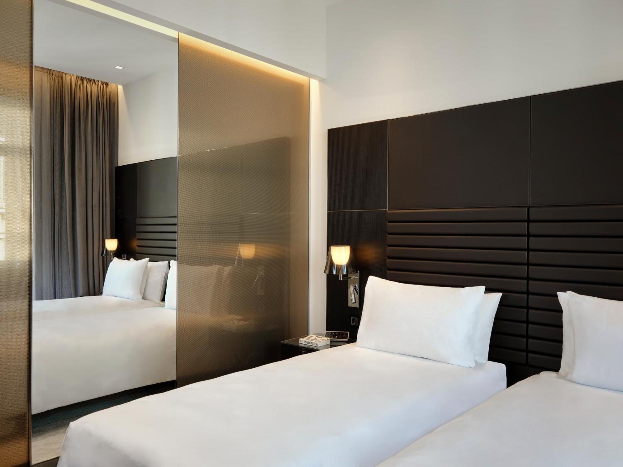Art'otel Zagreb, Powered By Radisson Hotel 5*